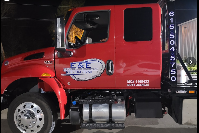 tow trucks near me in Nashville TN