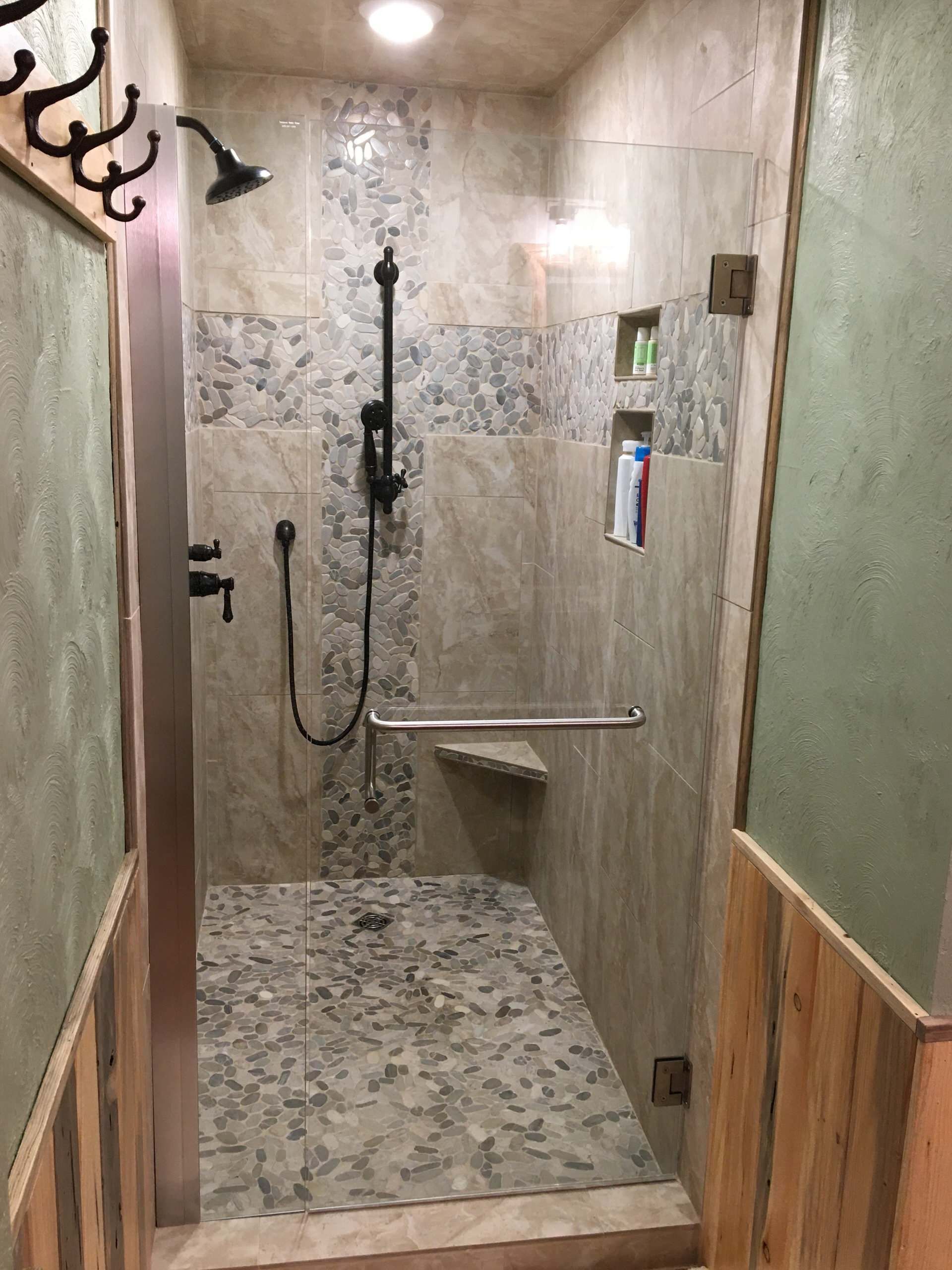 Pebble Accent Tile