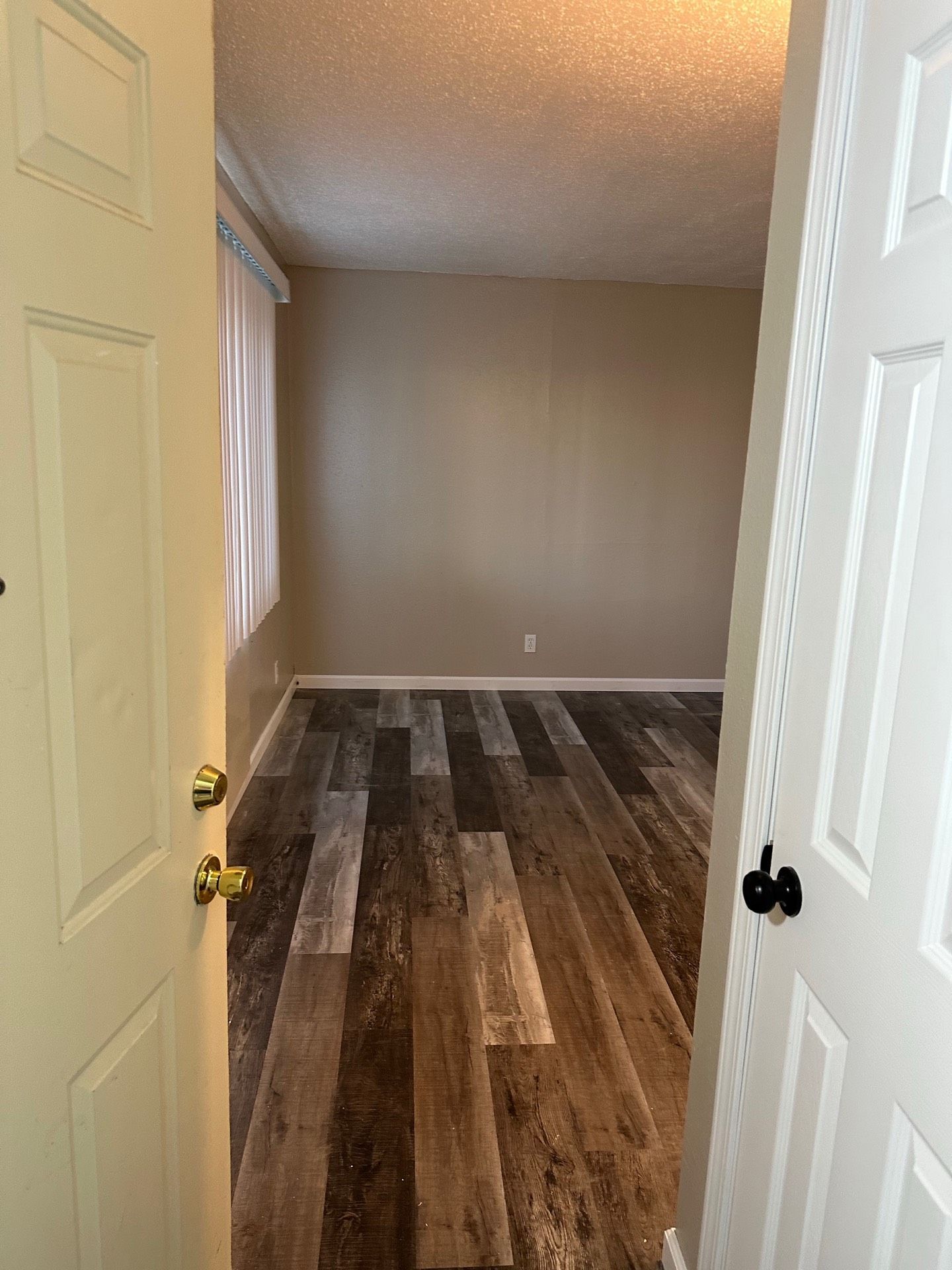 McCook Apartments North Sioux City J&M Real Estate