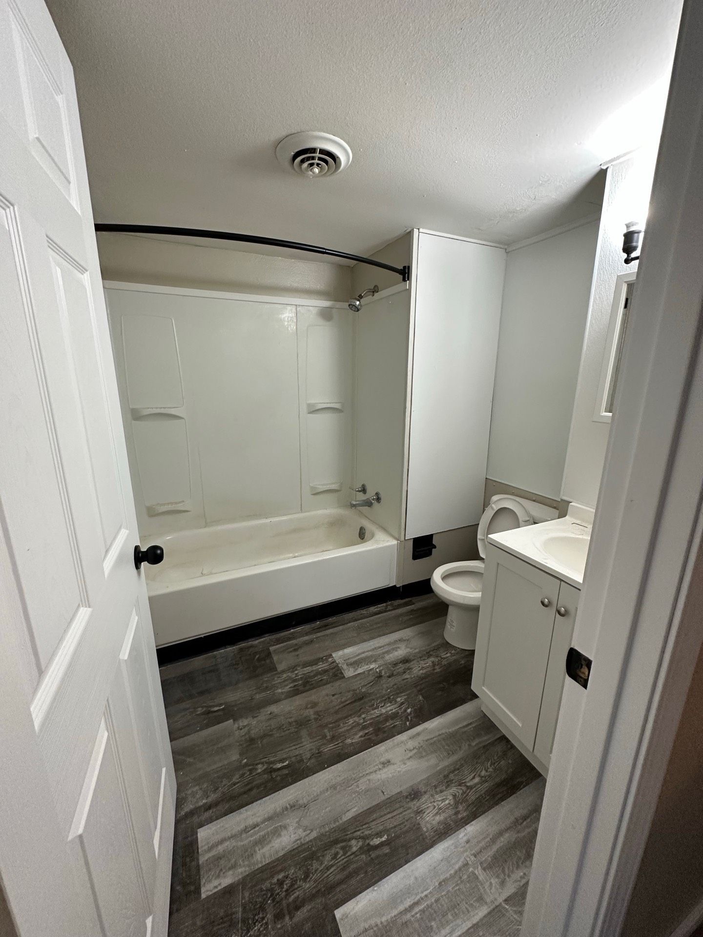 McCook Apartments North Sioux City J&M Real Estate