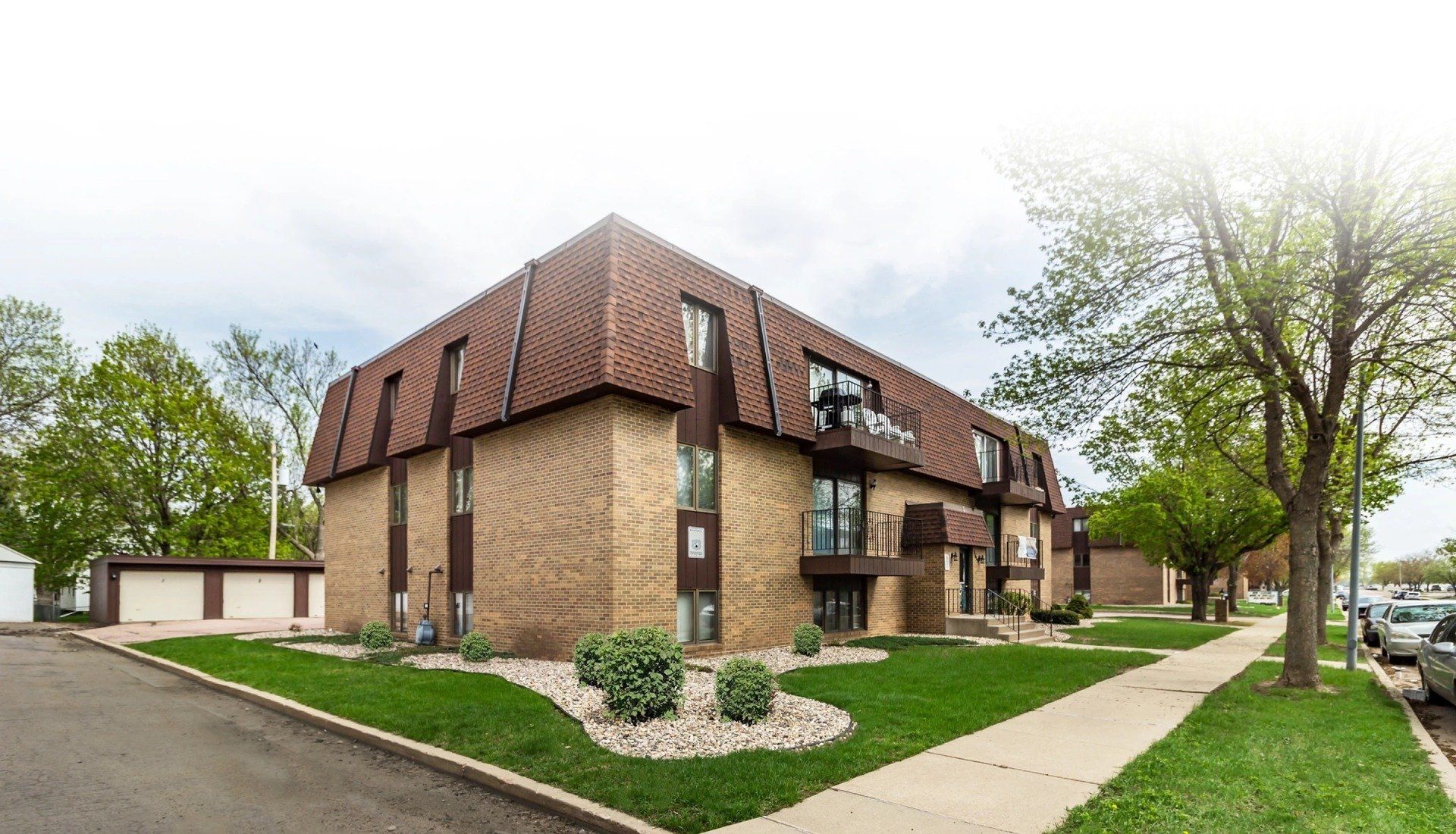 Willow Crossing Apartments Exterior