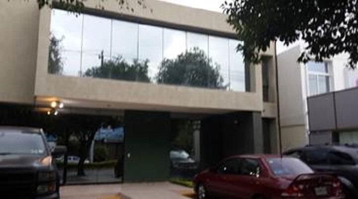 DRA. AMPARO PEÑA MARTIN DEL CAMPO - ESTACIONAMMIENTO