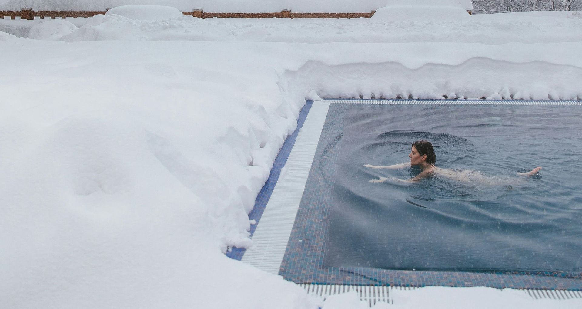 pool in the winter