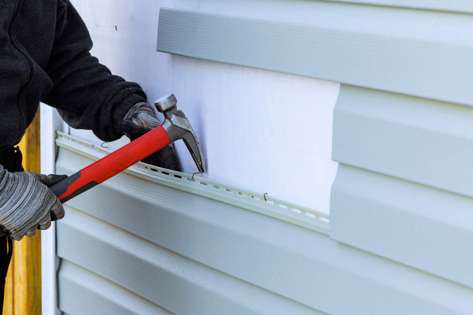 Tree services in Bluffton, IN by M&L Gutters