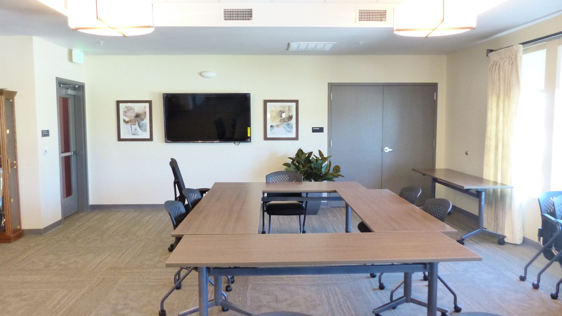 Photo of modern apartment, click here to view Gallery
