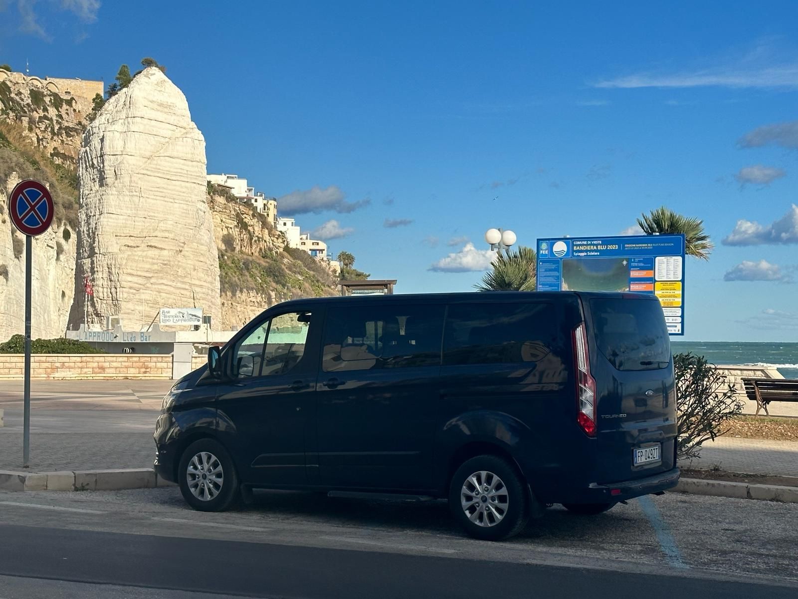 mini bus N.C.C.