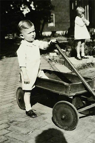 child's old photo