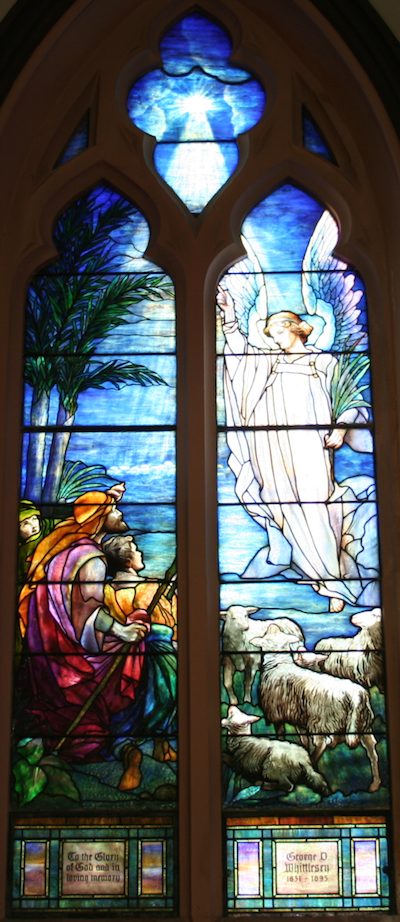 Announcing the birth of Christ to the shepherds