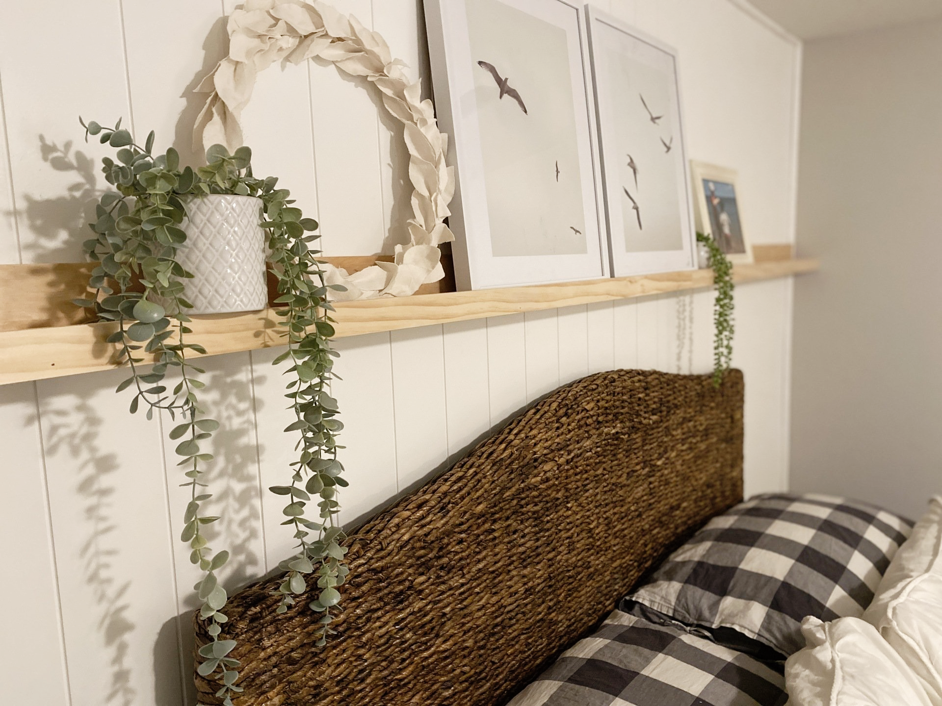 DIY Floating Shelf