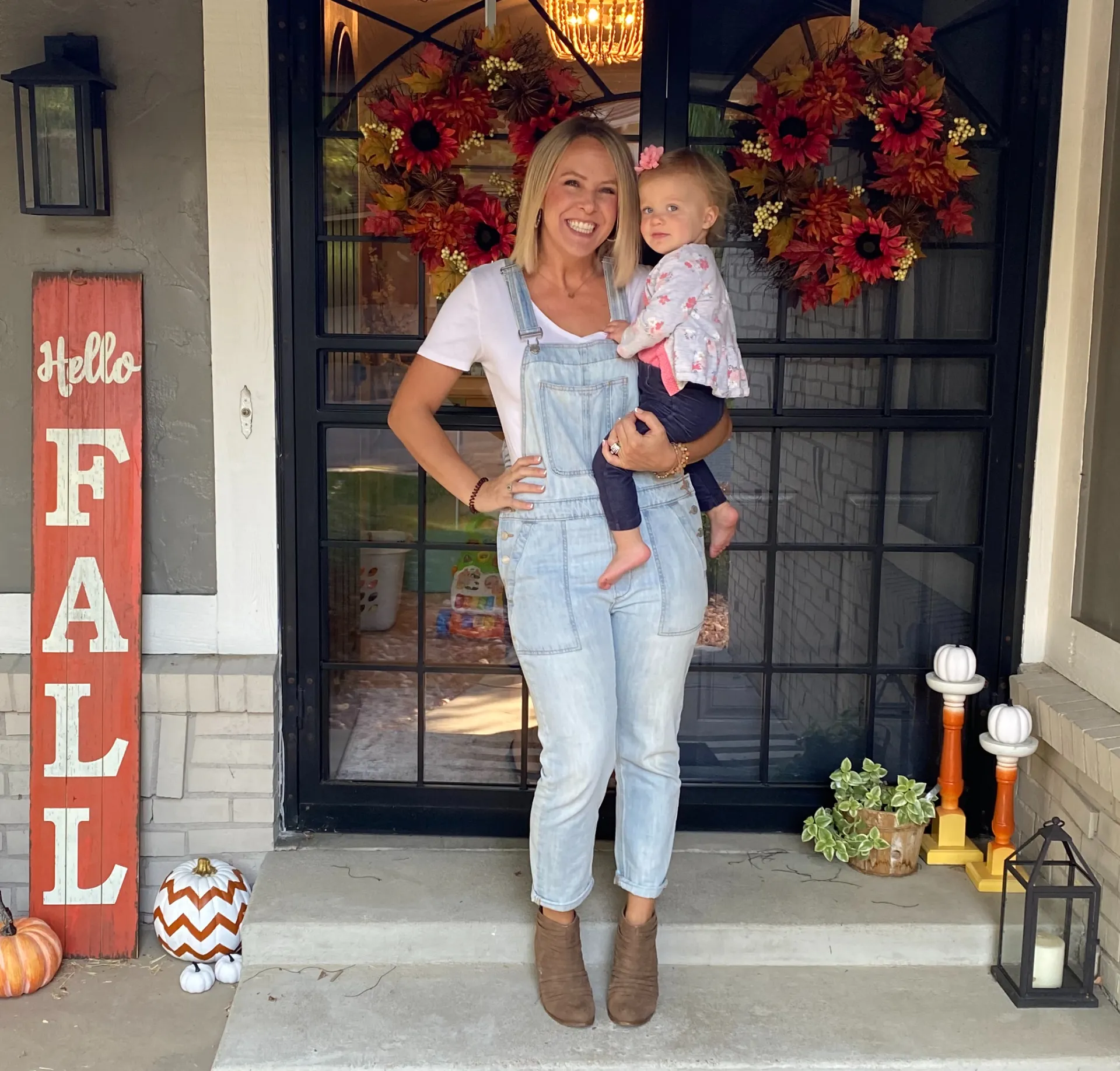 Easy Fall Front Porch Decor