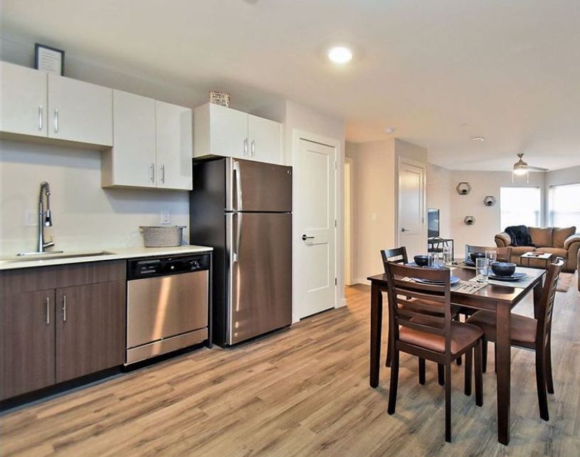 Advantage Point Student Apartments Gallery