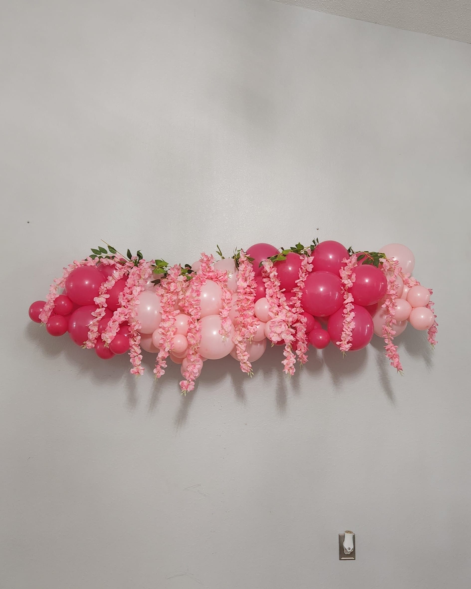 Balloon Garland Extraordinary Balloons