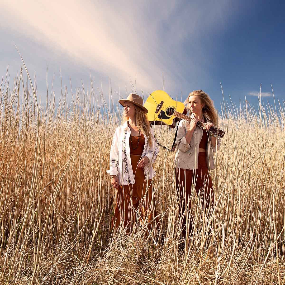 Anouk & Yora, singer- songwriters