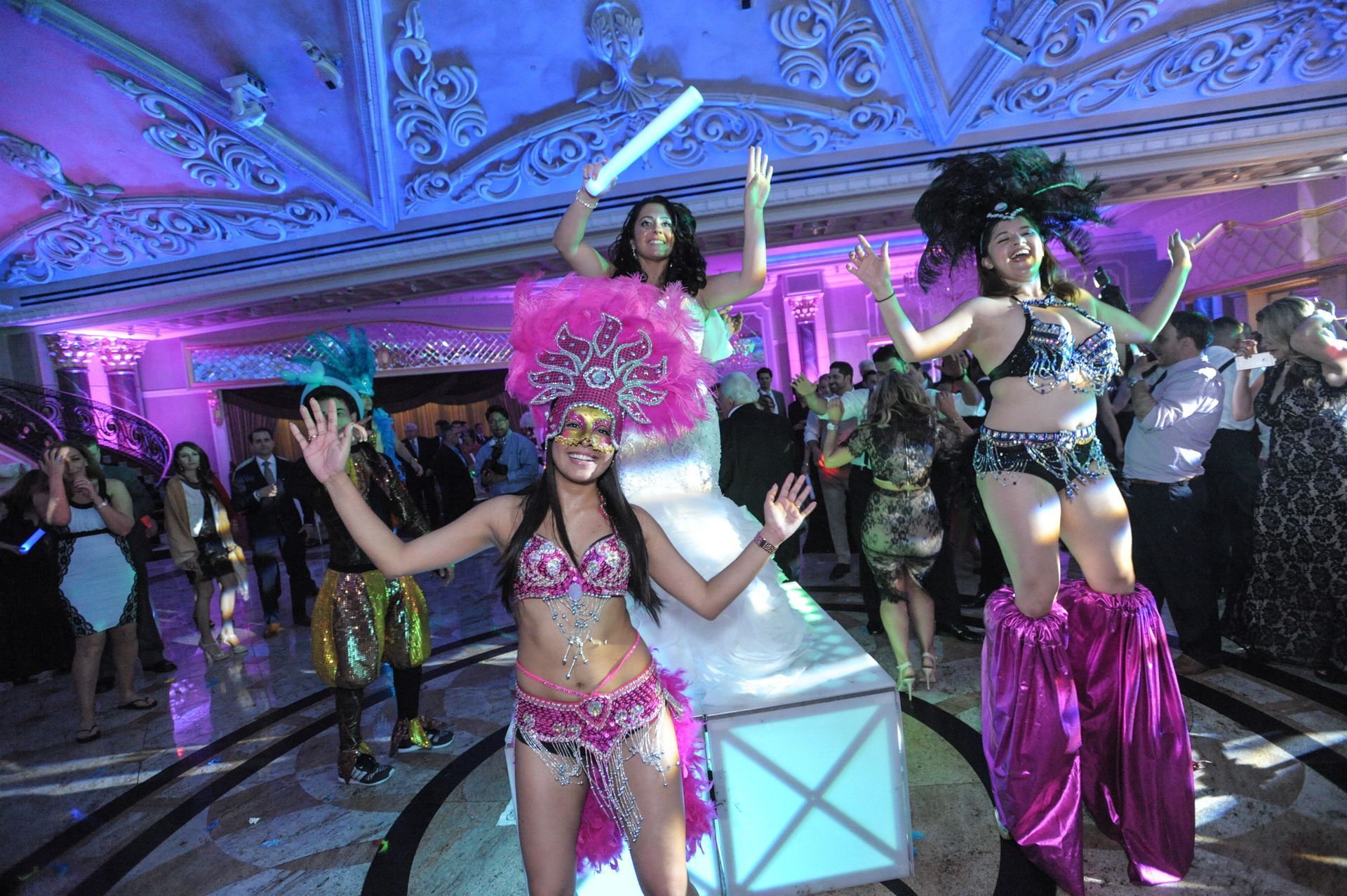 hora loca dancers nj 