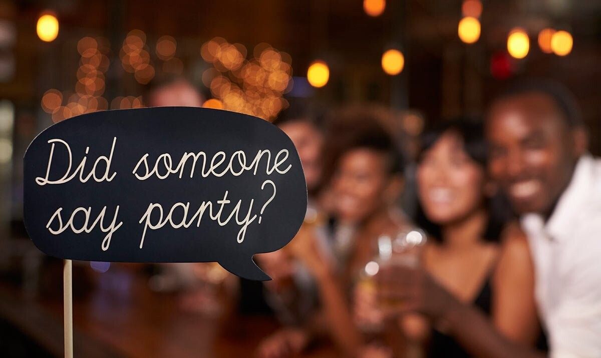 Black speech bubble 