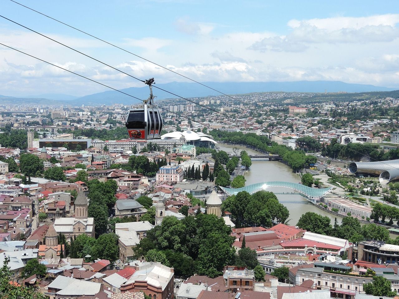Narikala cable car