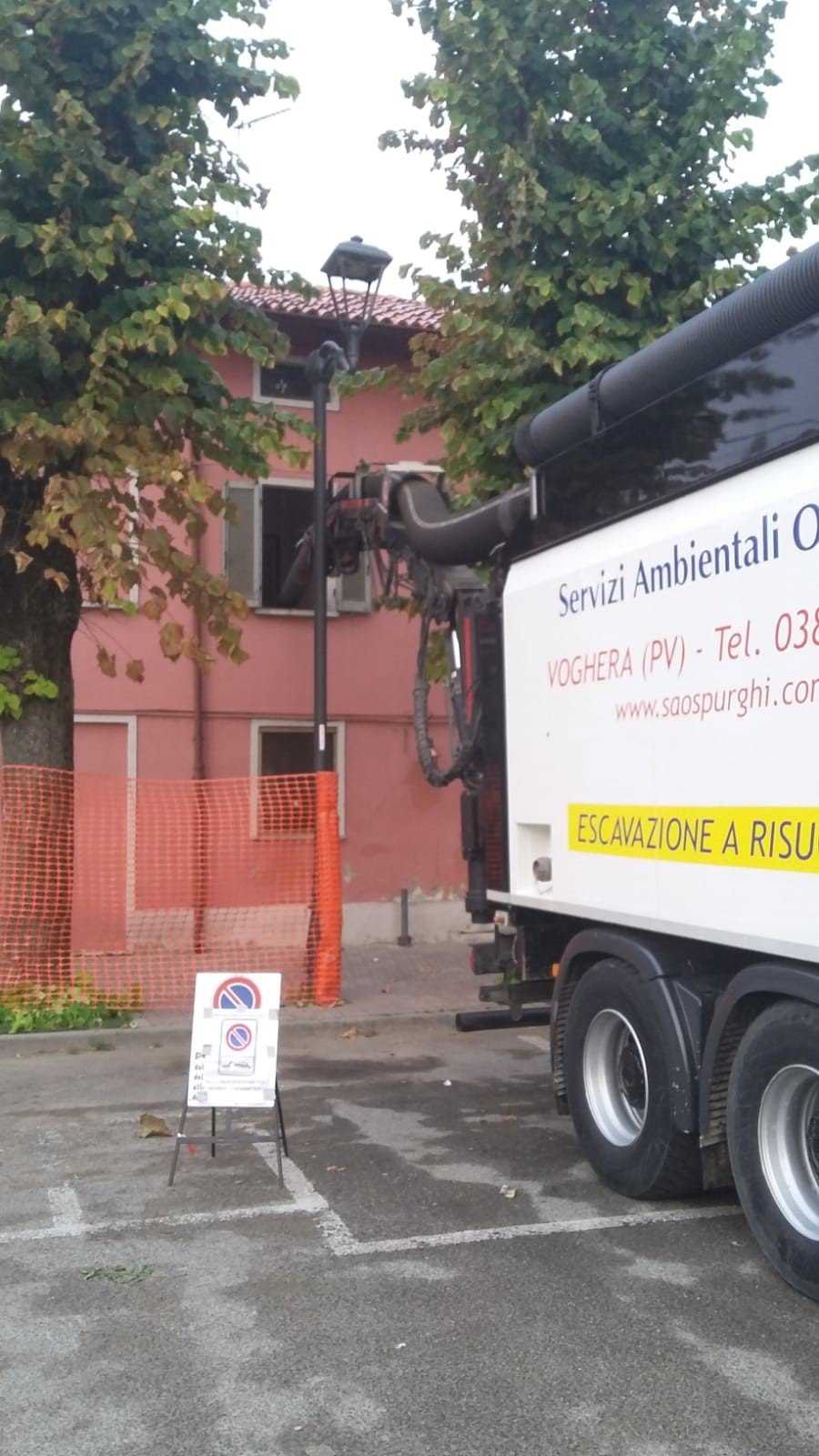 cantiere per escavazione a risucchio a Voghera