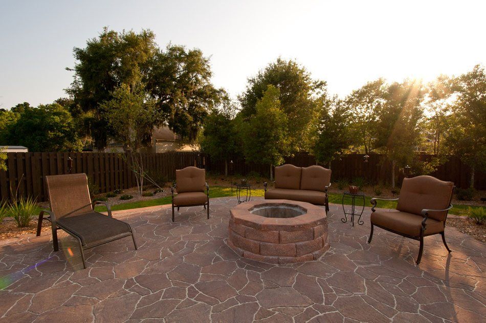 Fire pit with chairs - Panama City, FL - Noles Scapes