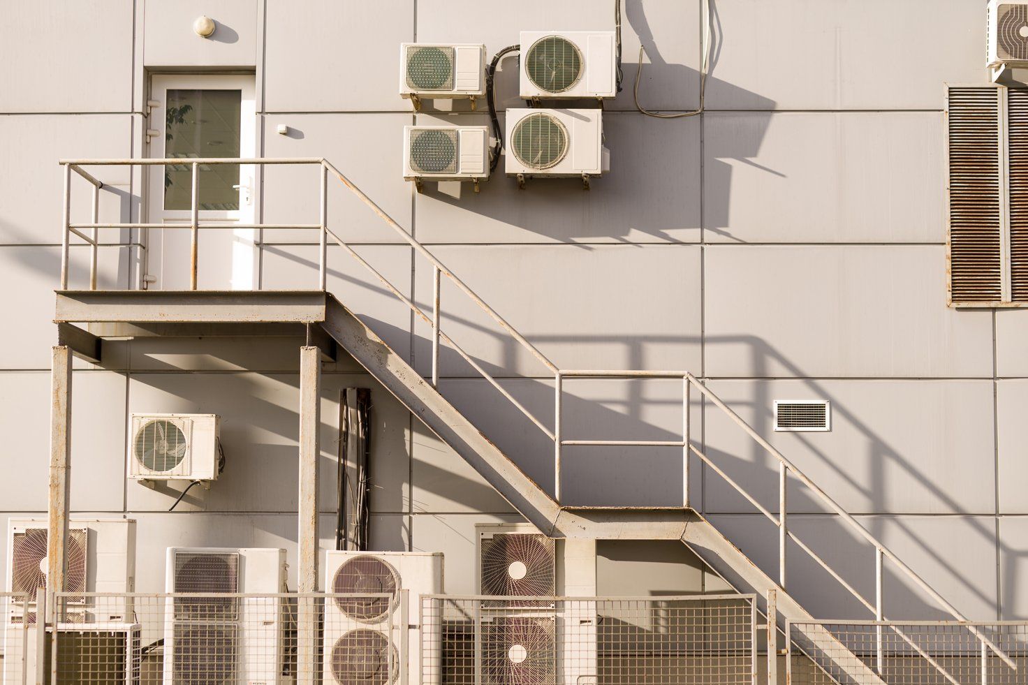 AC Outdoor Unit Compressor — Sydney, NSW — Bear Air AC Outdoor Unit Compressor — Sydney, NSW — Bear Air