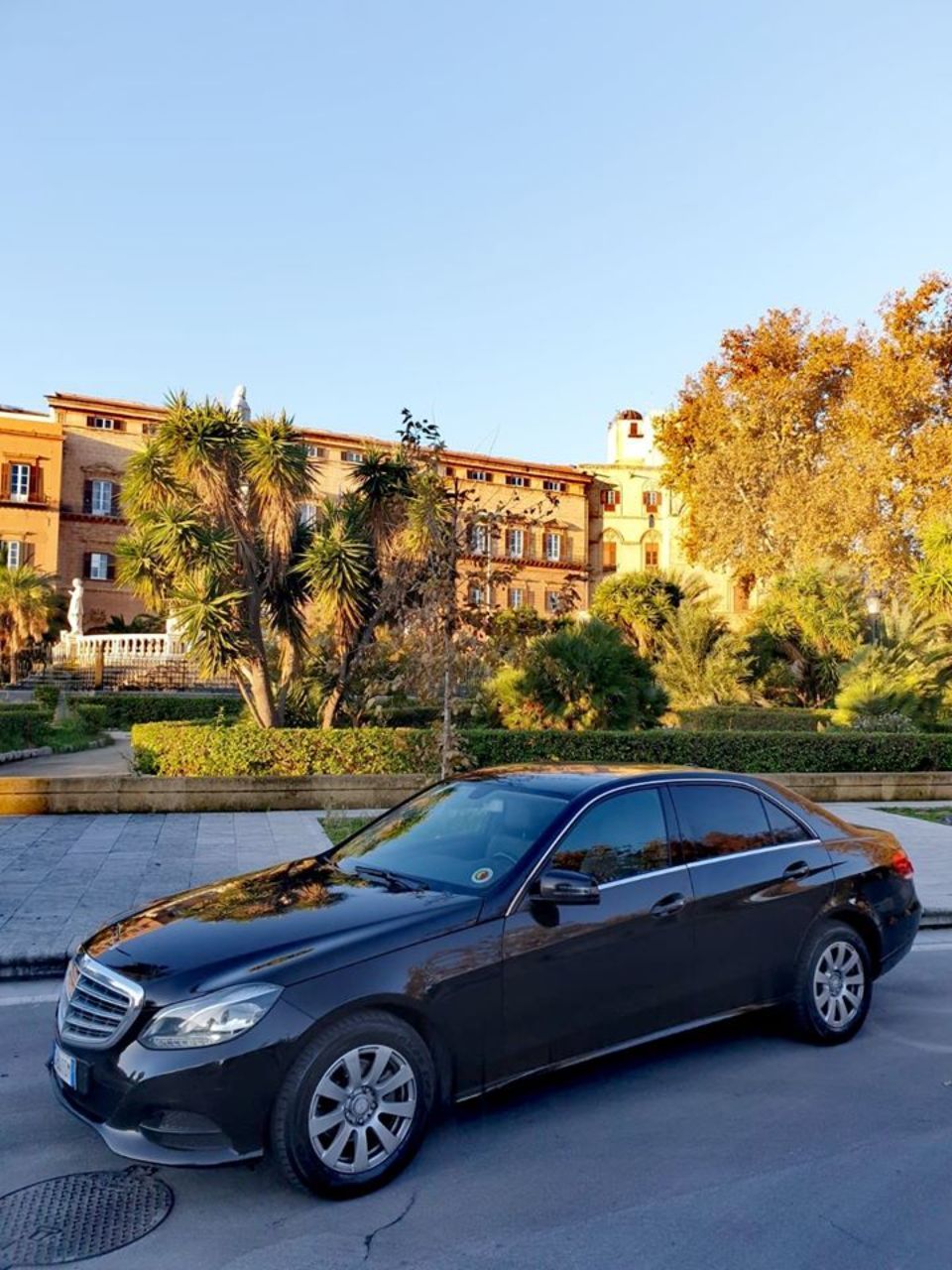 Auto elegante a noleggio