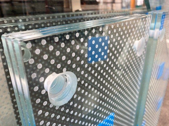 Laminated glass
