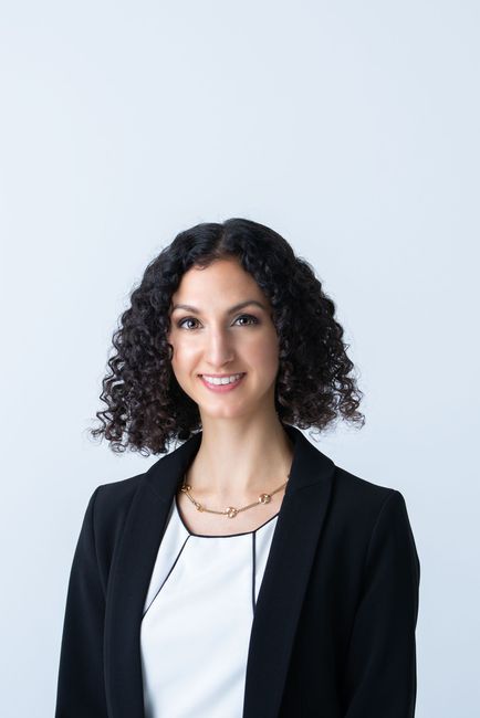 DR. NICOLE MAIONE PHOTO