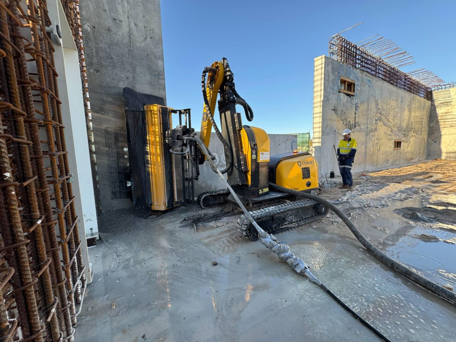Hydro demolition