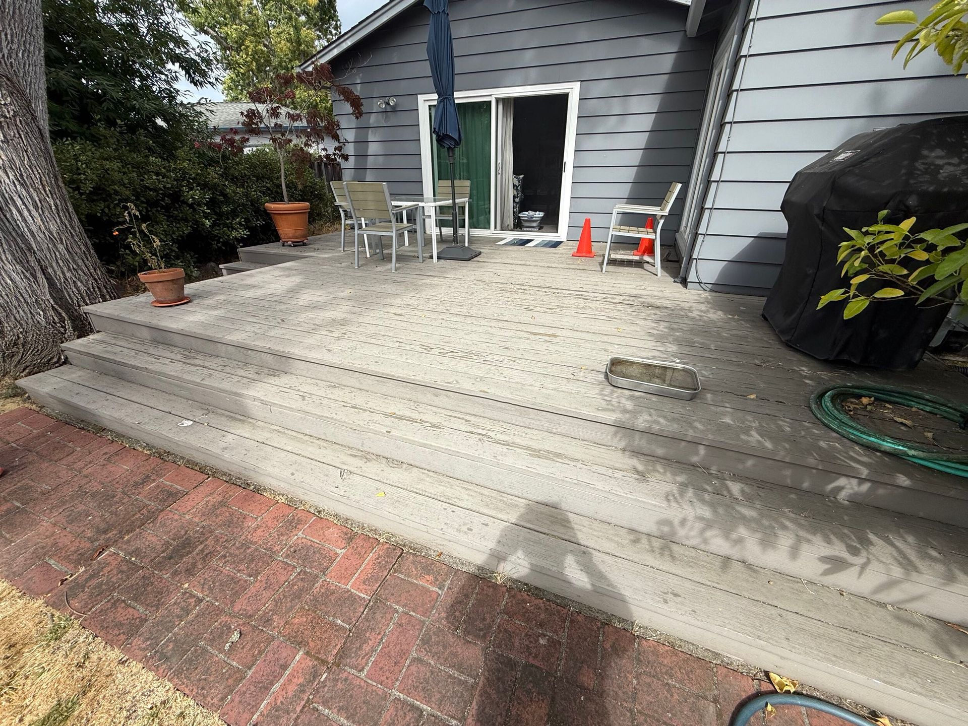 Dream Build Services completed a full deck renovation, replacing an aging wooden deck with durable composite materials, updated railings, and integrated post lighting. This project improved safety, longevity, and aesthetic appeal, creating a modern outdoor living space ideal for relaxation and entertainment. Located in the Bay Area, Dream Build Services specializes in high-quality deck construction, exterior remodeling, and custom home improvements.