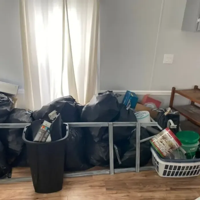Explore our estate cleanout services in Newark DE, New Castle County, and Delaware.