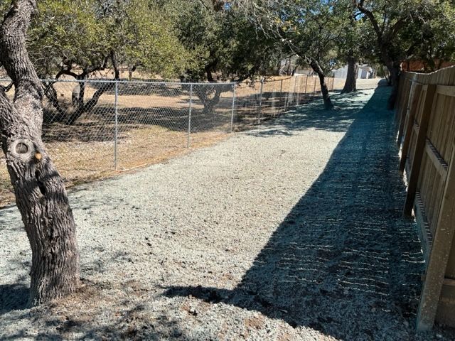 fencing contractors near me
