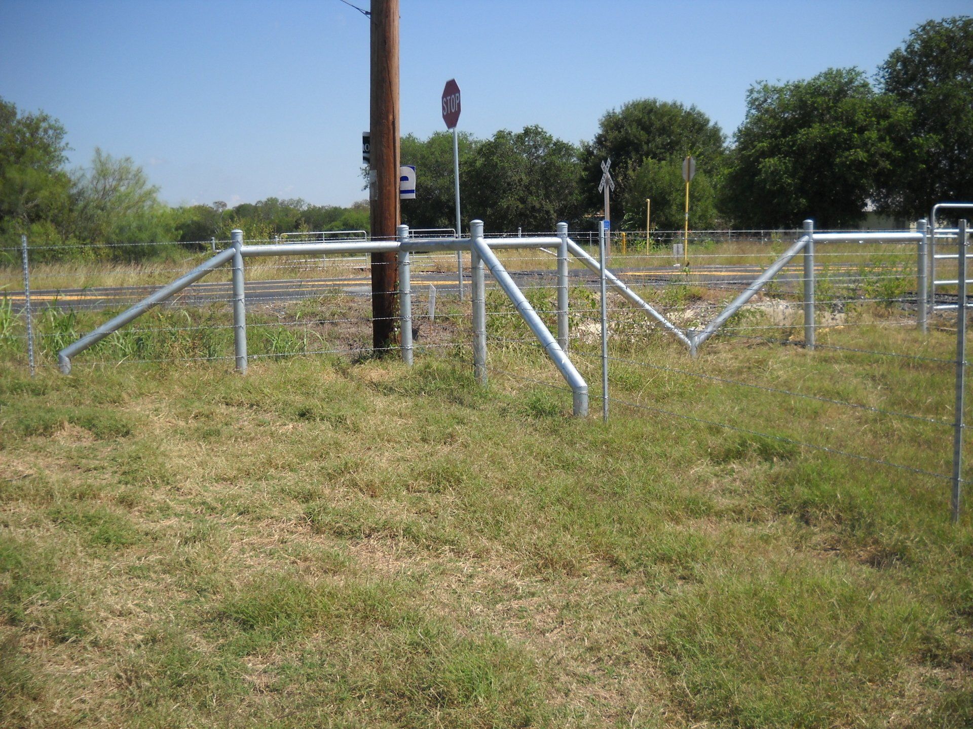 A fence service in Kerrville, TX by Border Construction Services