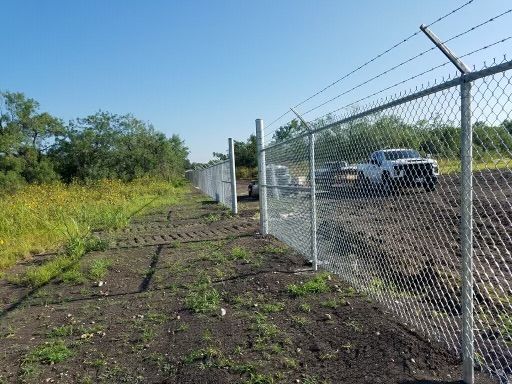 A fence service in San Antonio, TX by Border Construction Services