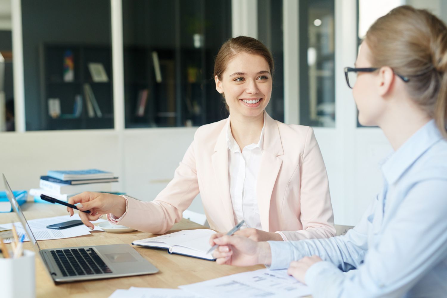 Constituição de empresas e registro de pessoas jurÃdicas