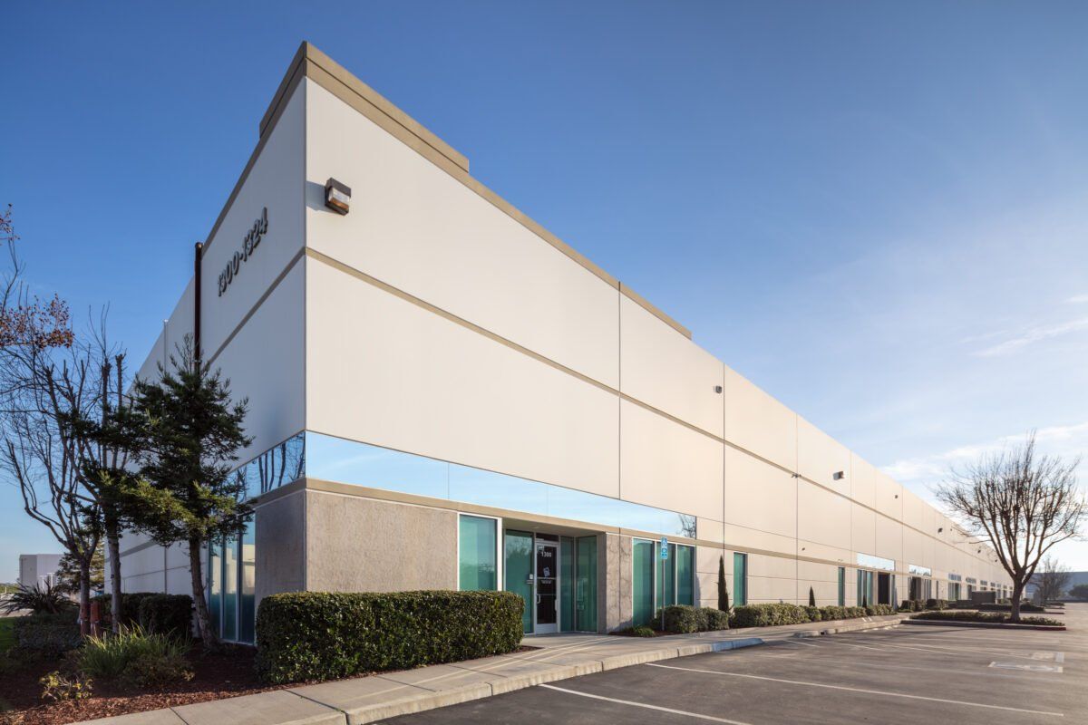Dupont Ct, Manteca