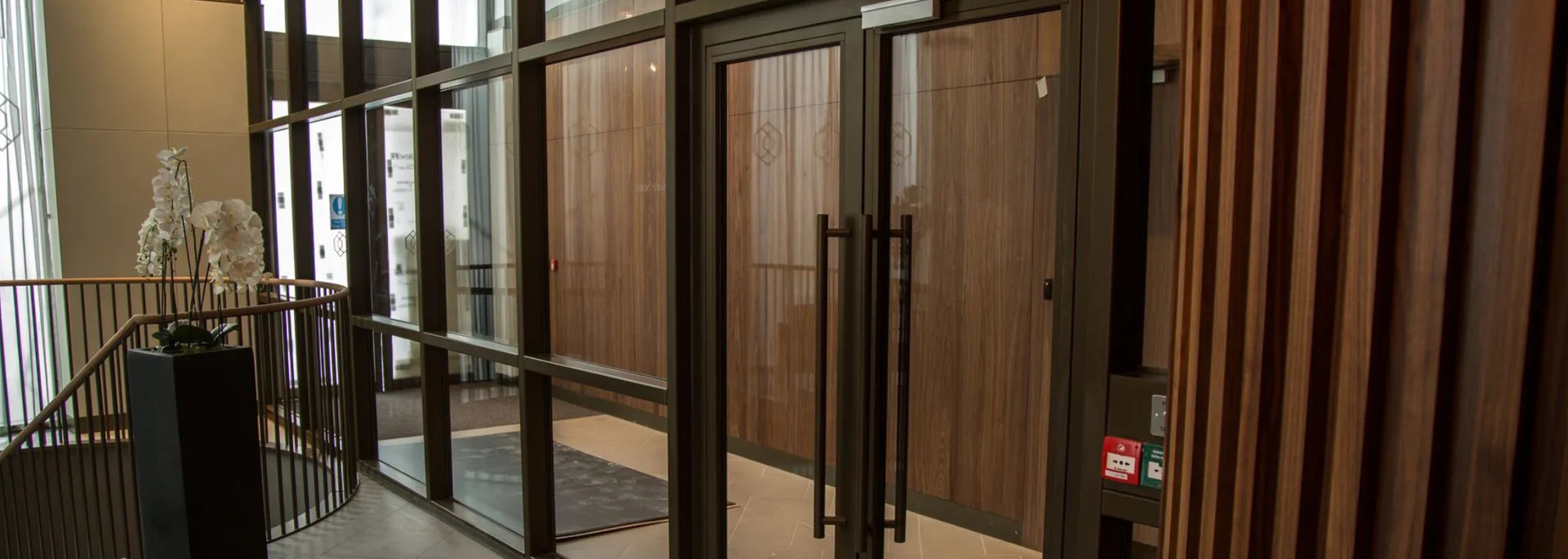 Picture of Blast resistant glass. Picture of Blast resistant glass.