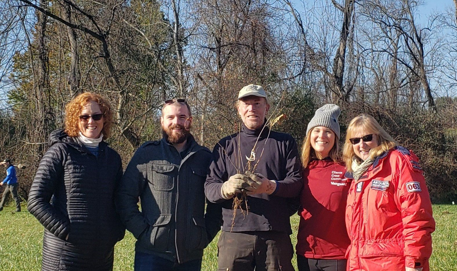 tree planting team1