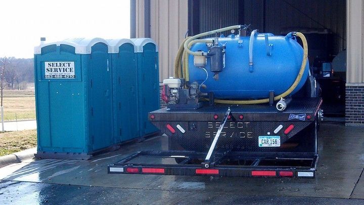 Septic tank installation - Olin, IA - Select Service Pumping
