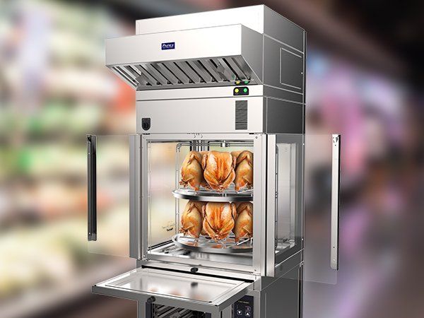 Un refrigerador de acero inoxidable con pollos dentro.