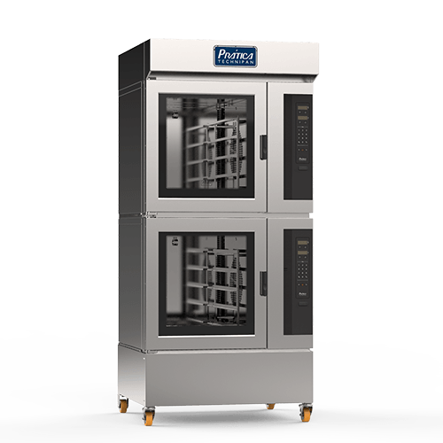 Un horno de acero inoxidable se apila uno encima del otro sobre un fondo blanco.