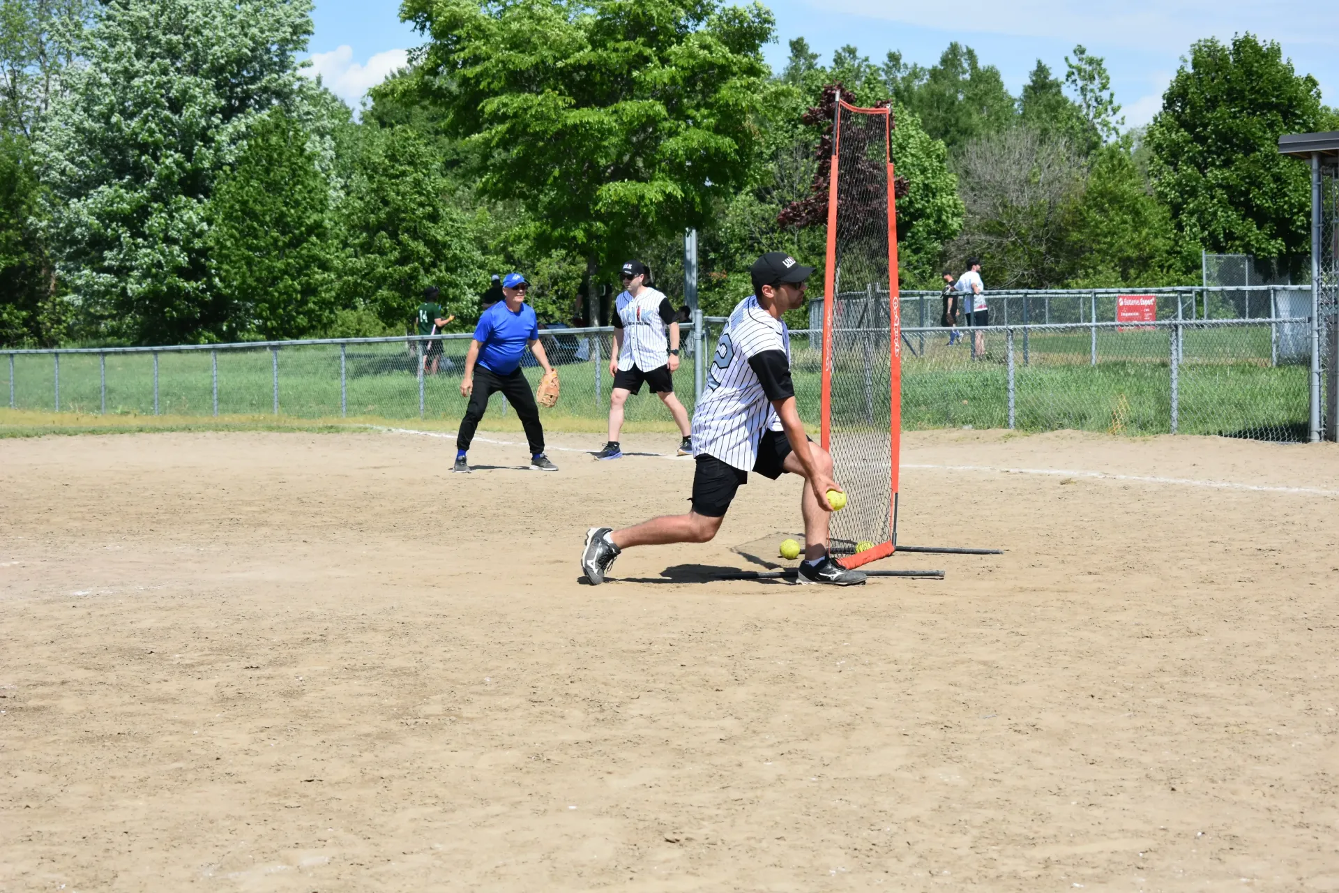 Image du lanceur lors du tournoi de balle donnée