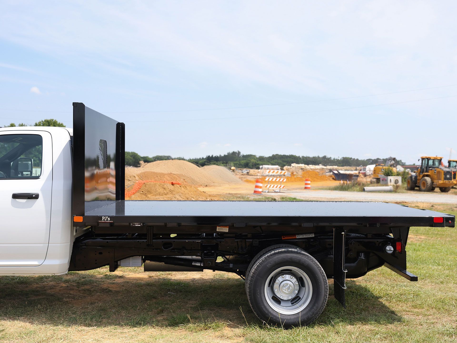 Flatbeds Truck 4