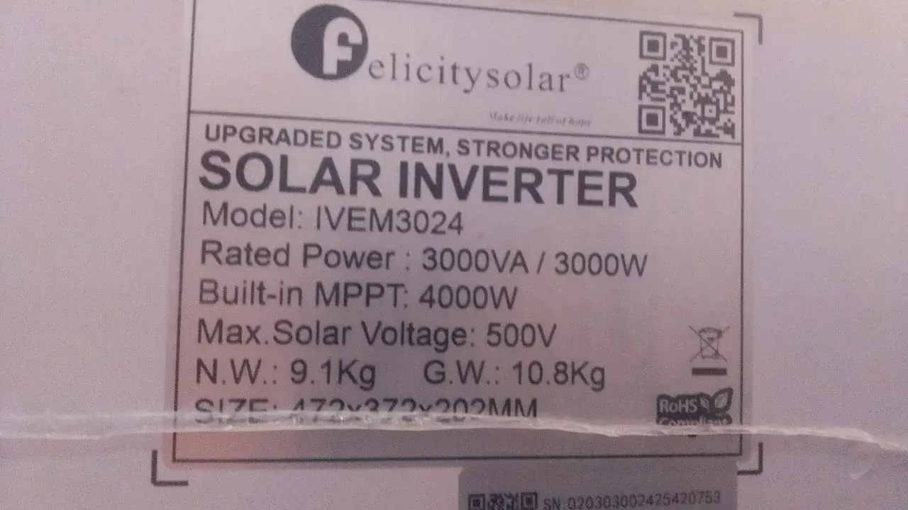 Label on a Felicitysolar solar inverter showing model, power ratings, and QR code.