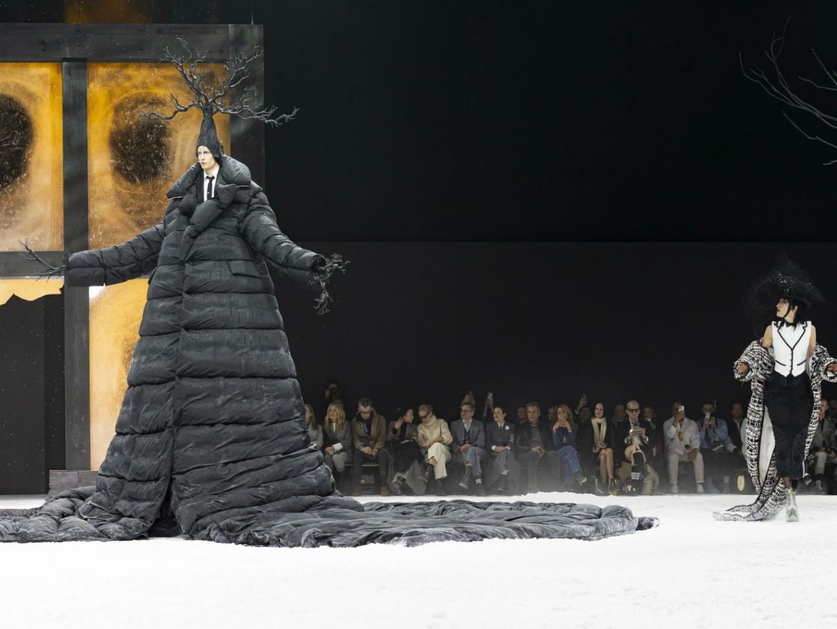 NYC fashion show with snow effects artificial snow