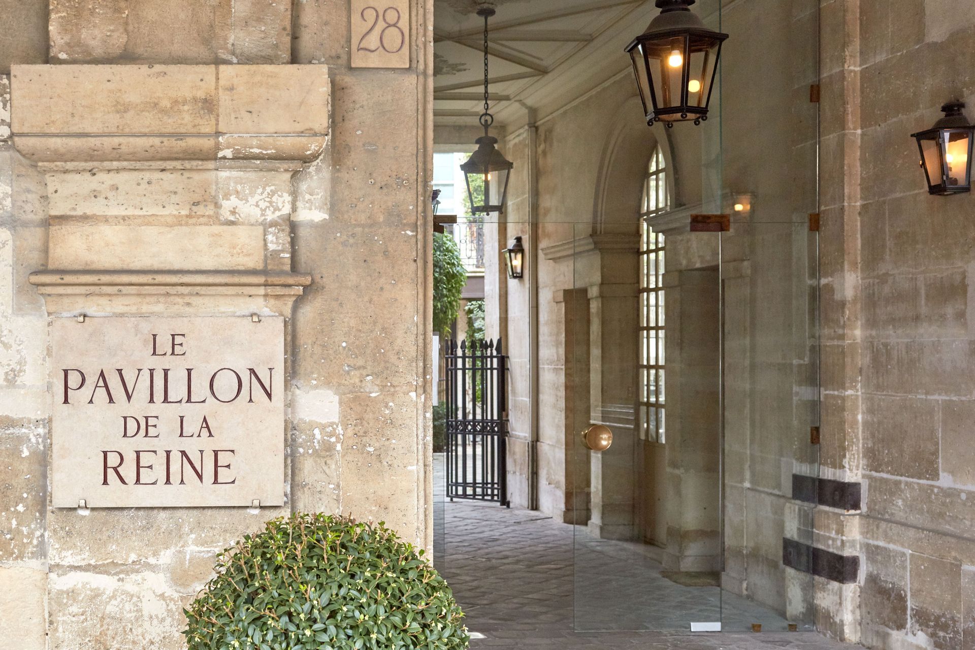 Le Pavillon de la Reine