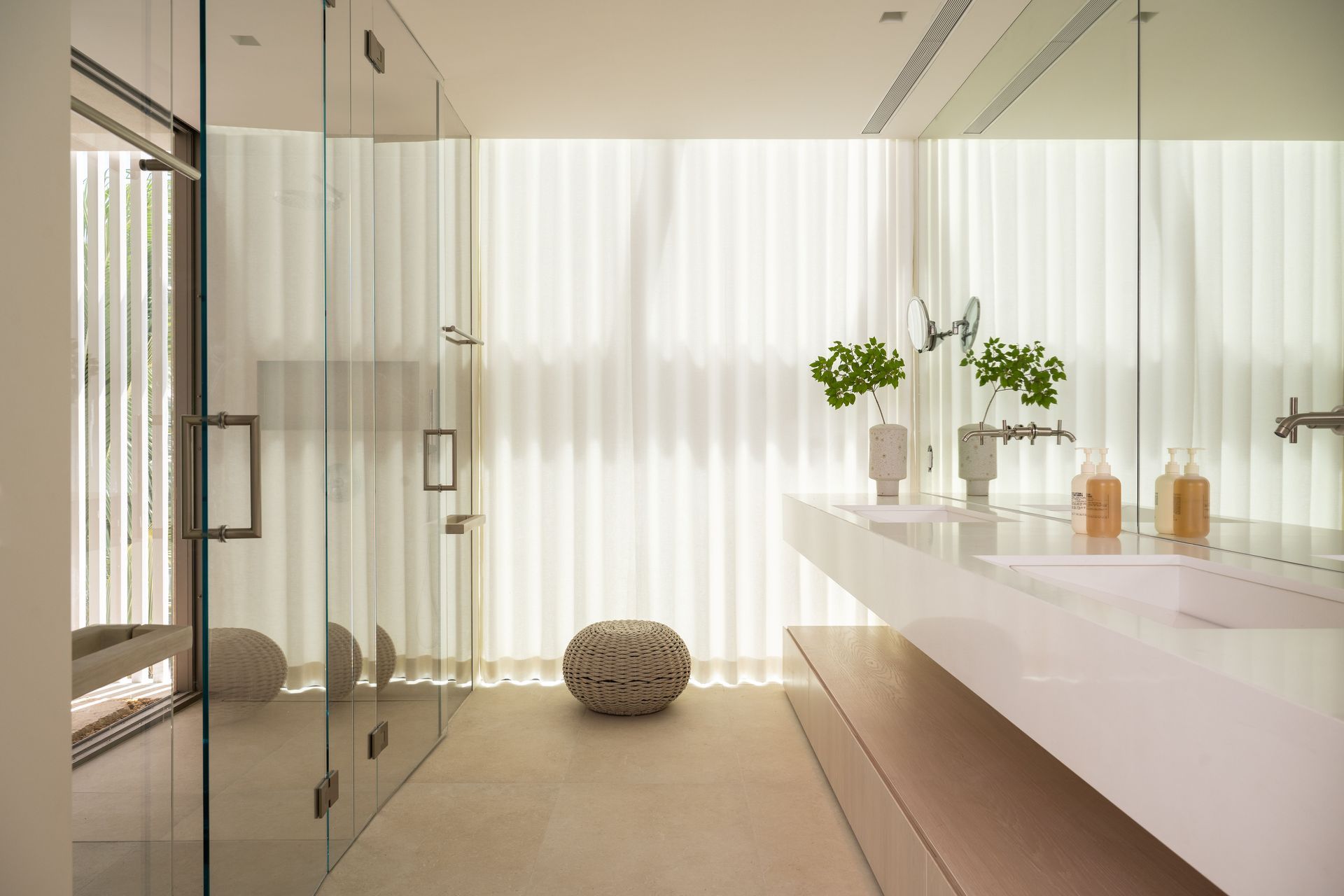 The Reserve at Grace Bay by Beach Enclave Accommodation