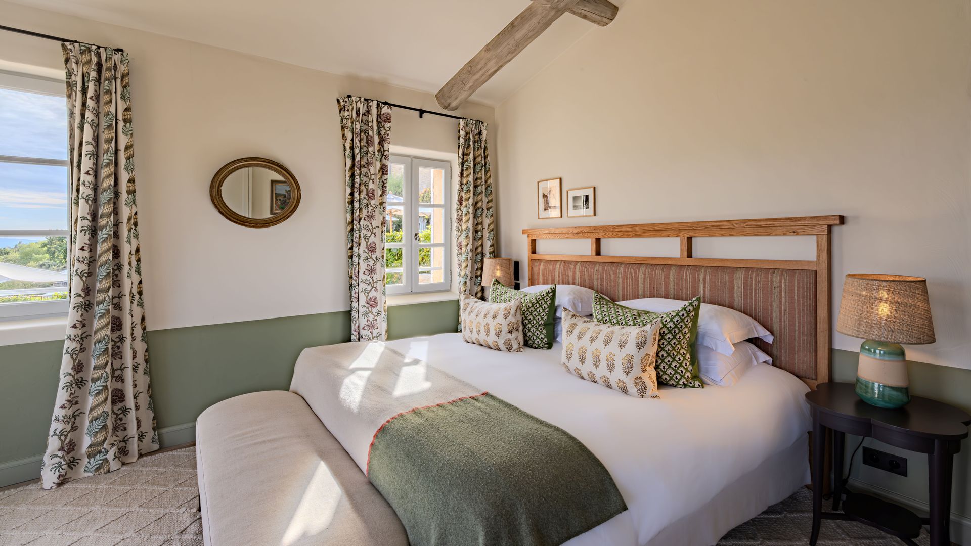 Hôtel Crillon Le Brave Accommodation