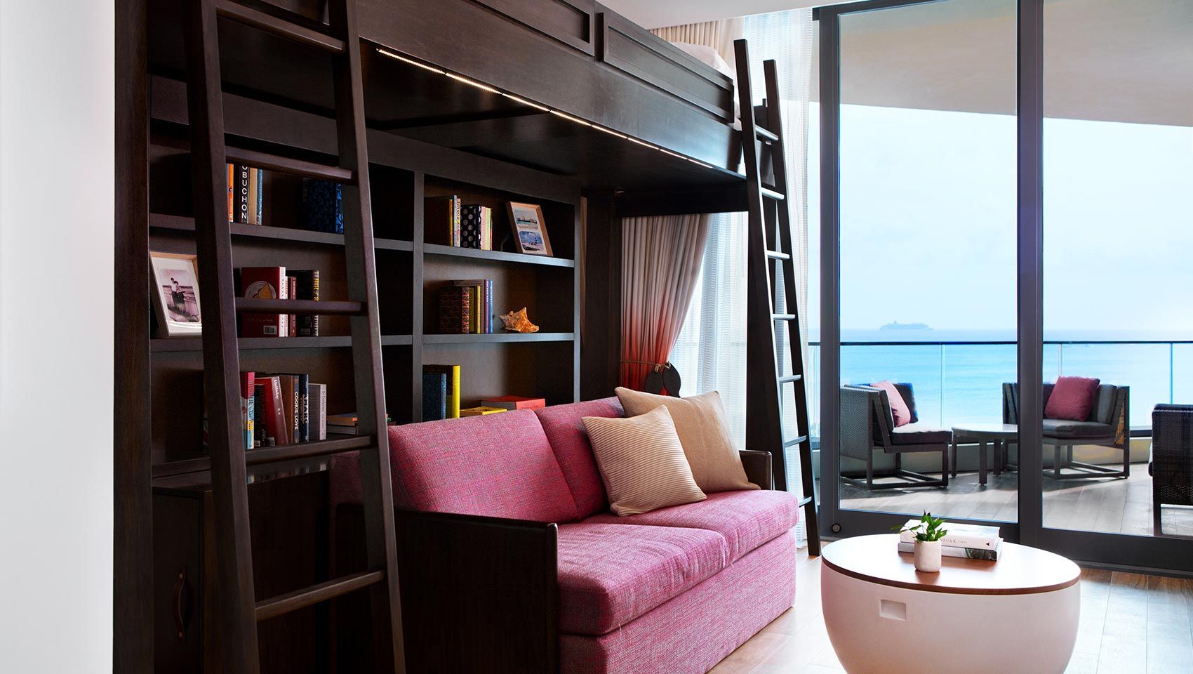 Kimpton Seafire Resort & Spa Accommodation