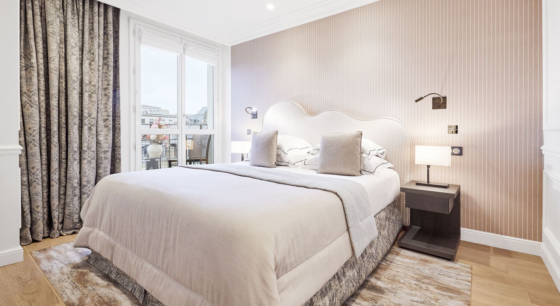 Grand Hotel du Palais Royal Accommodation