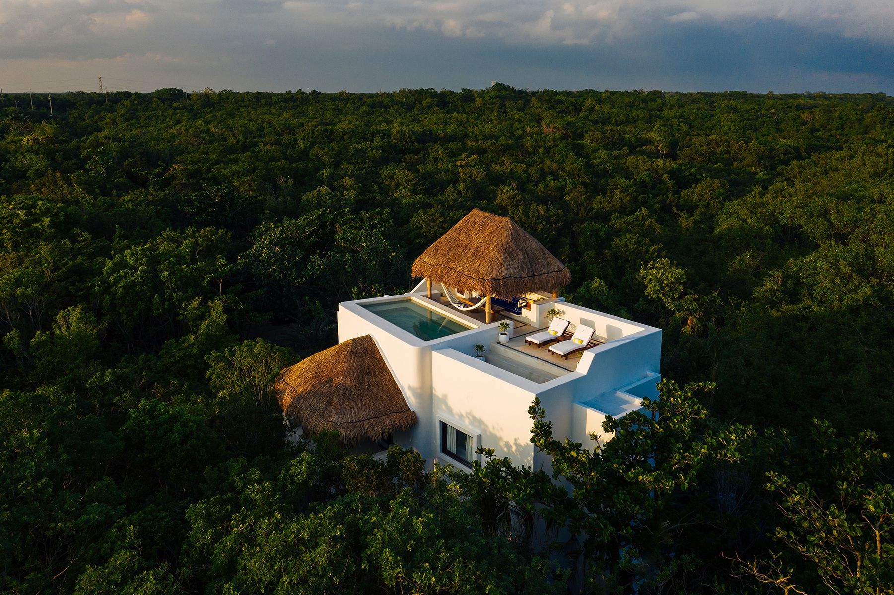 Hotel Esencia Accommodation