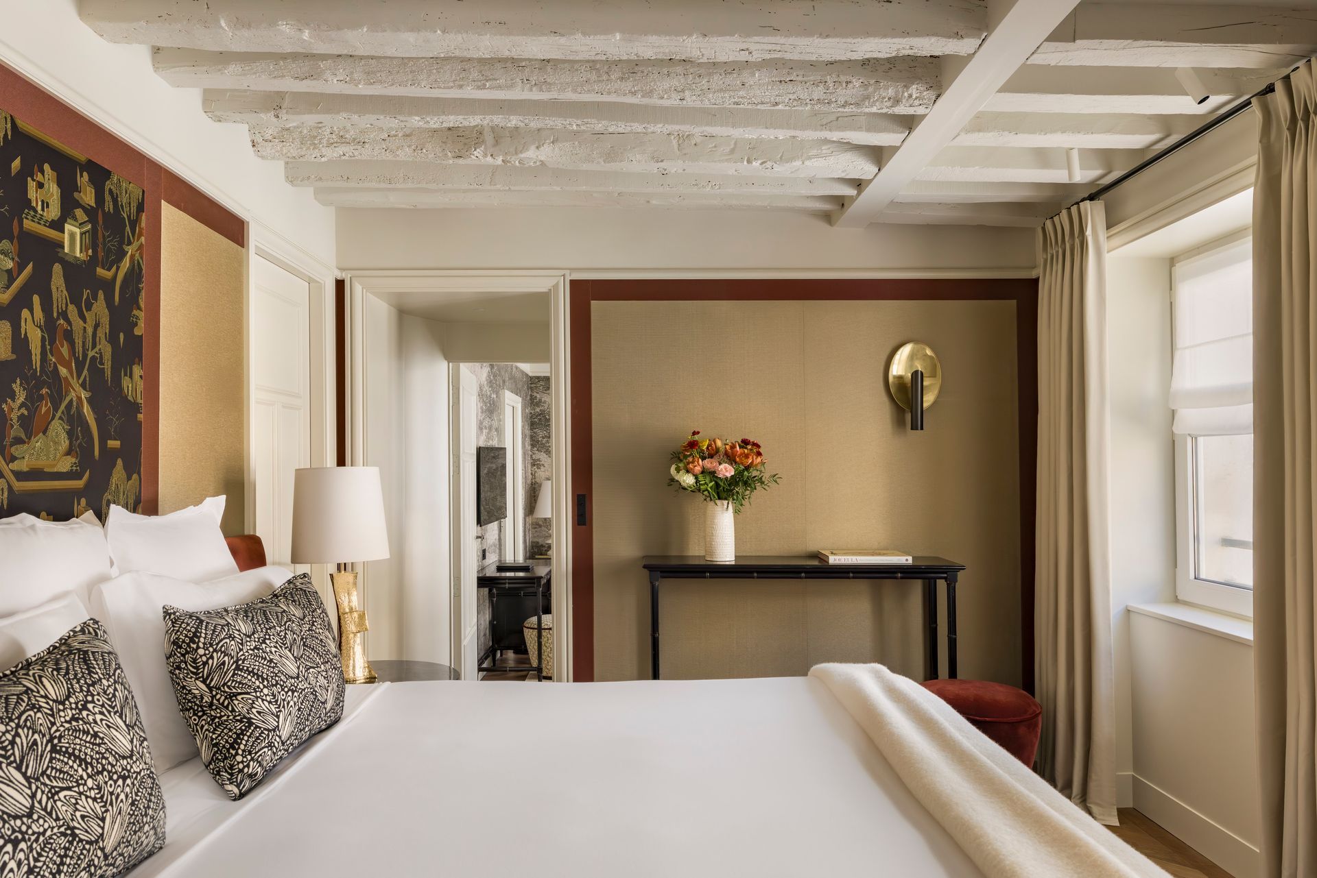Le Pavillon de la Reine Accommodation